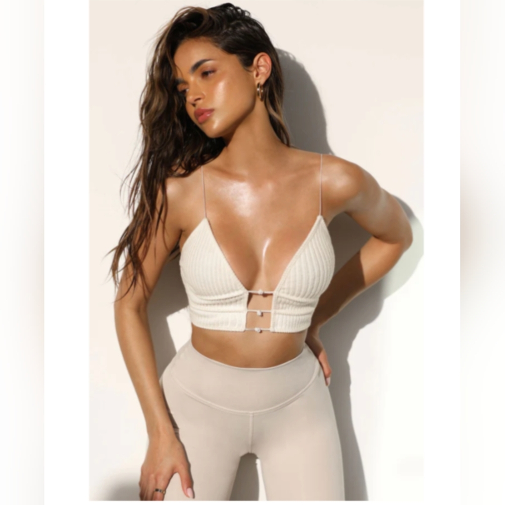 JOAH BROWN cropped triangle cami - natural luxe